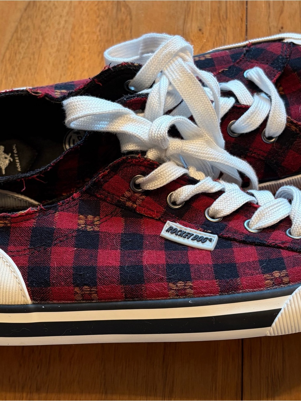 Rocket Dog Red & Black Plaid Low-Top Sneakers with White Laces